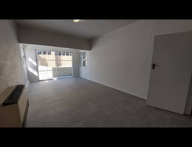 BUSINESS FOR SALE IN BELLVILLE CENTRAL